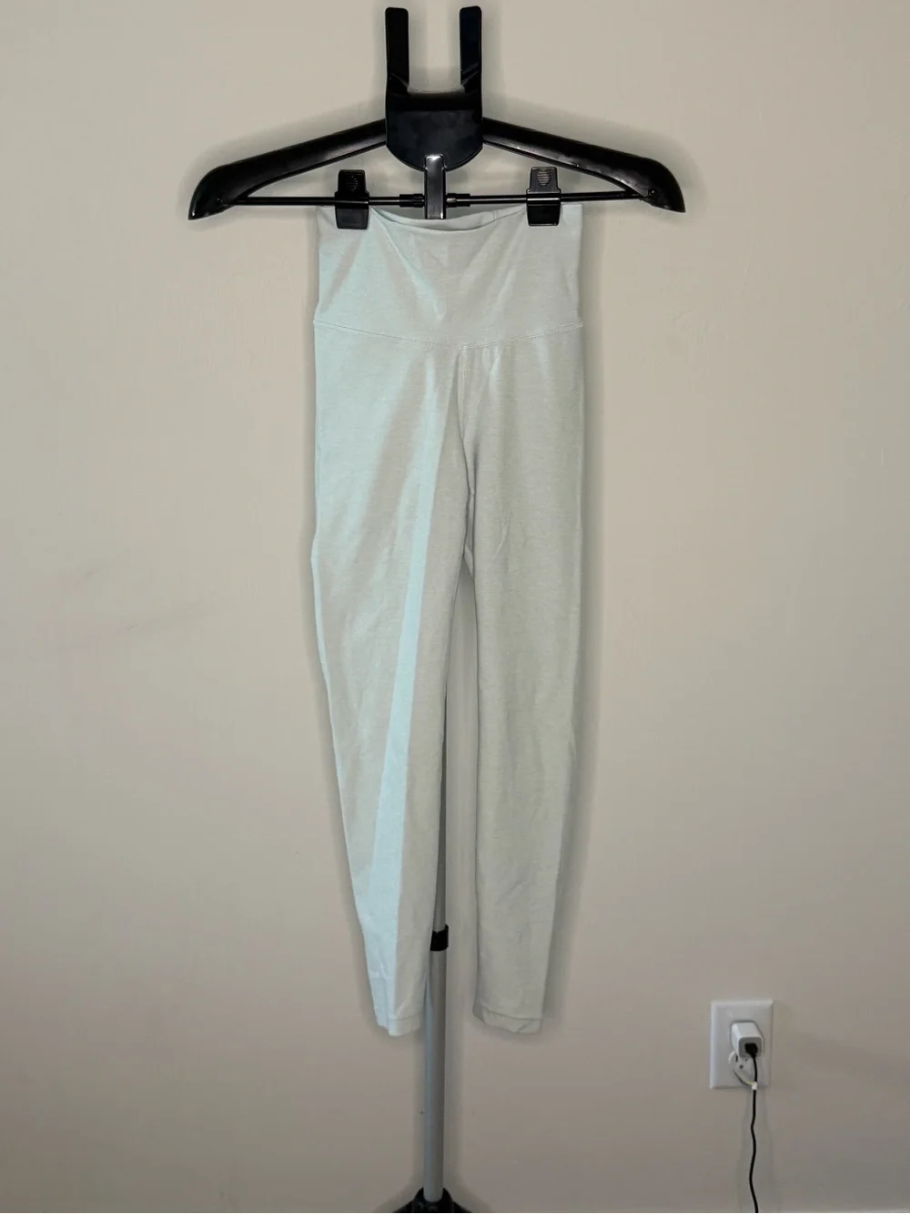 CALIA by Carrie Underwood Pale Green High-Waist Leggings - Picture 2 of 5